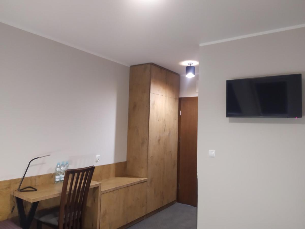 ראדום Hotel Regina מראה חיצוני תמונה