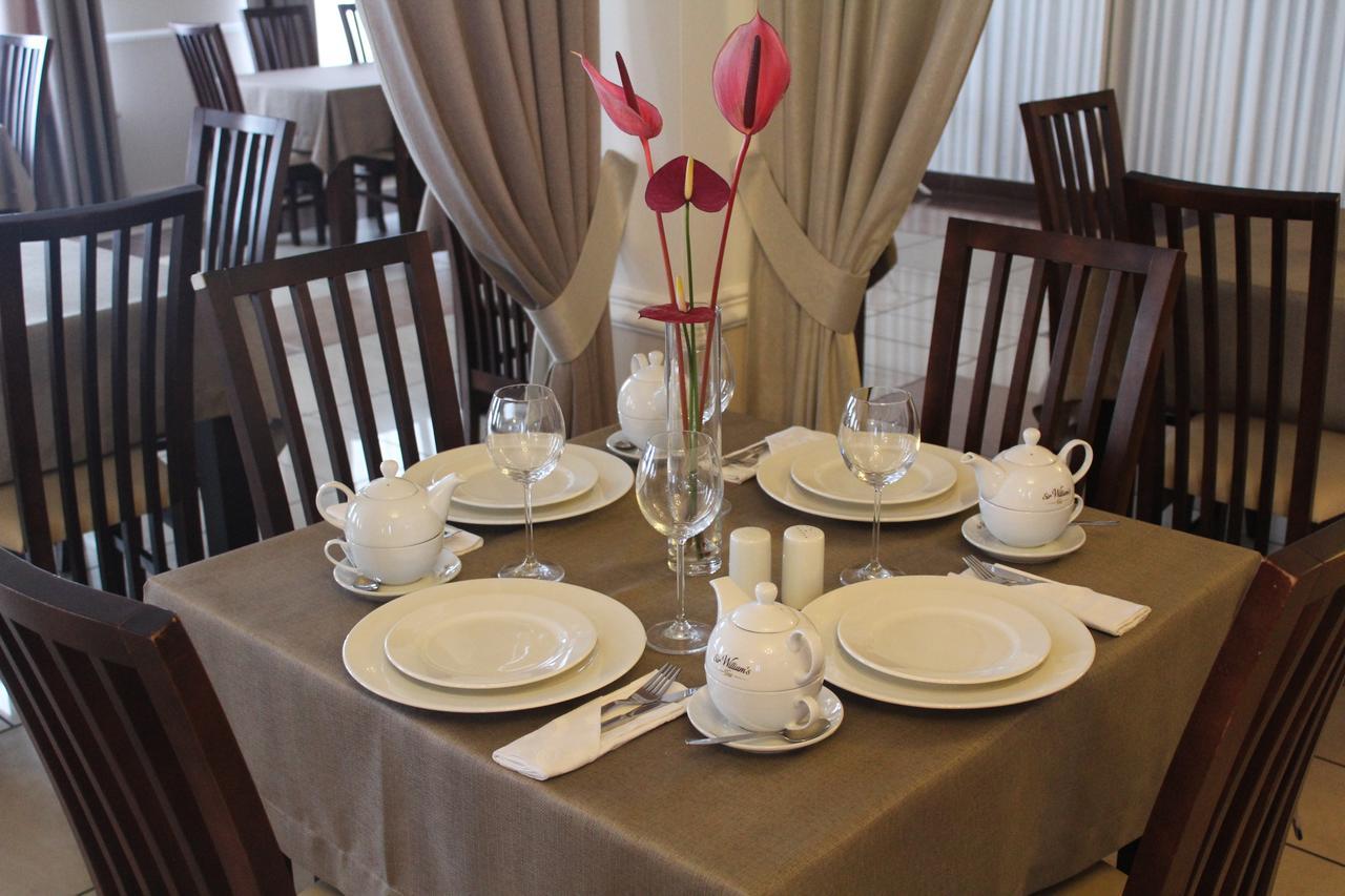 ראדום Hotel Regina מראה חיצוני תמונה